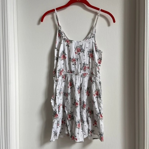 H&M Floral Romper - Picture 4 of 6